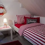 The Modern Retreat * Werdum